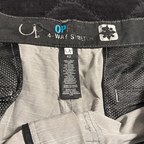 OP four-way stretch flat front shorts in gray size 42 - Picture 2 of 4